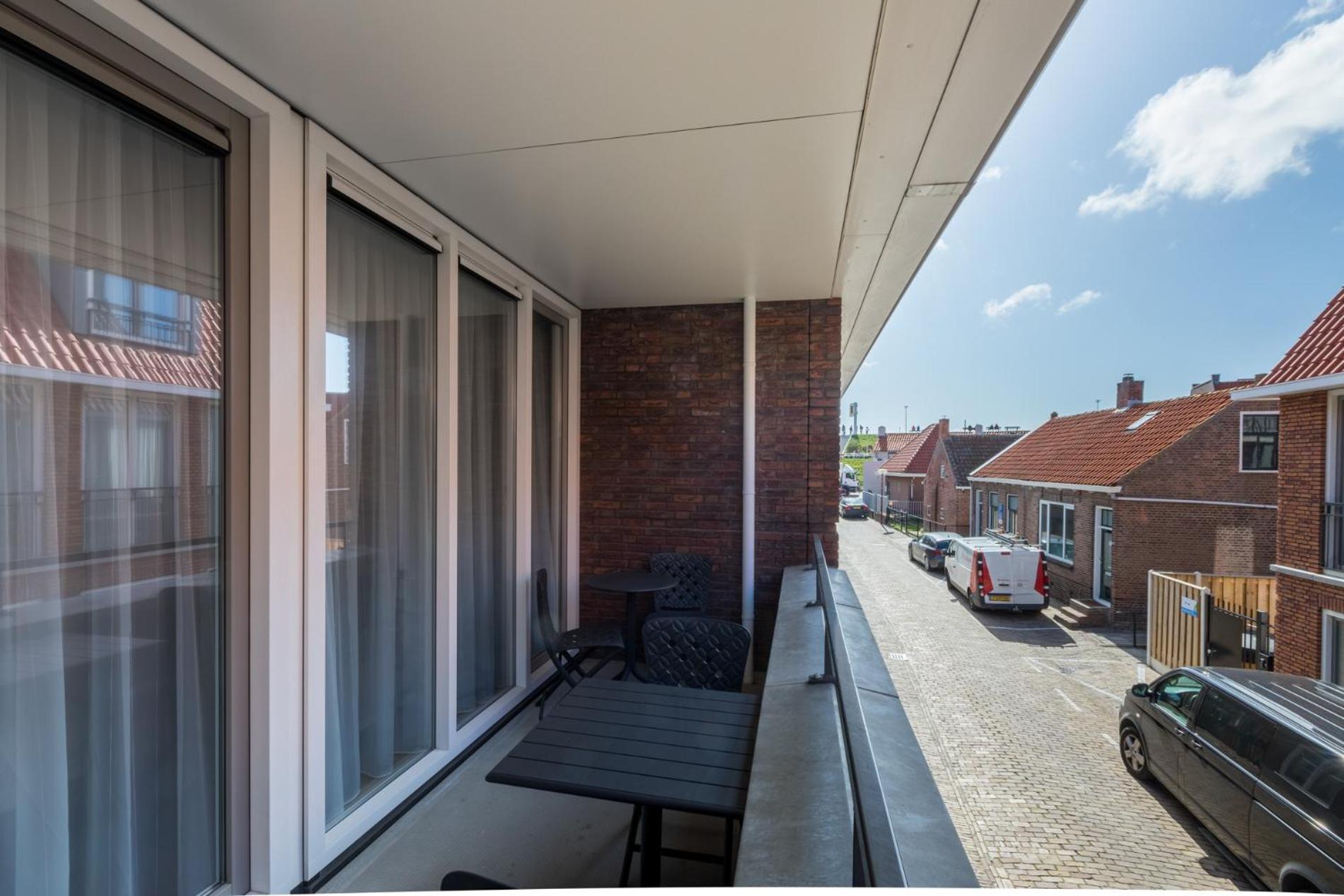 Welcome In - Zoutelande